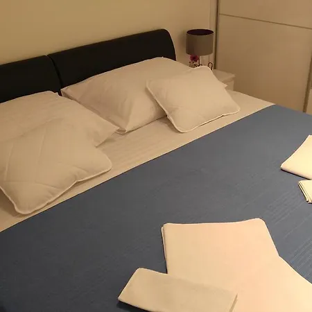 アパート Penthouse Znjan *