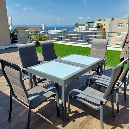 Apartment Penthouse Znjan