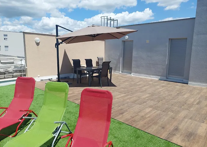 Penthouse Znjan * Split